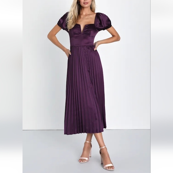 NWT Lulus Flawless Forever Dark Purple Satin Pleated Midi Dress - Picture 1 of 12